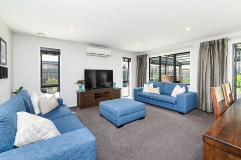 Photo of property in 45 Liberty Grove, Kelvin Grove, Palmerston North, 4414