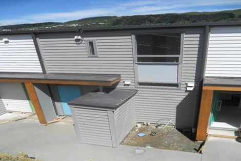 Photo of property in 2/7 Handyside Street, Tawa, Wellington, 5028