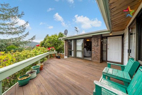 Photo of property in 3 Seymour Grove, Kingsley Heights, Upper Hutt, 5018
