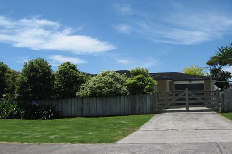 Photo of property in 8 Keven Road, Clarks Beach, Pukekohe, 2679