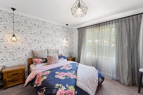 Photo of property in 31 Park Avenue, Waikanae, 5036