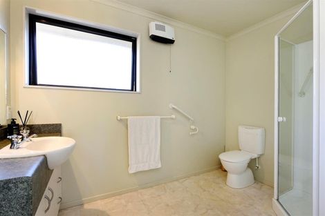 Photo of property in 5 Orpington Place, Stoke, Nelson, 7011