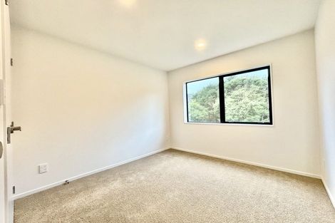 Photo of property in 22b Poruru Close, Papakura, 2110