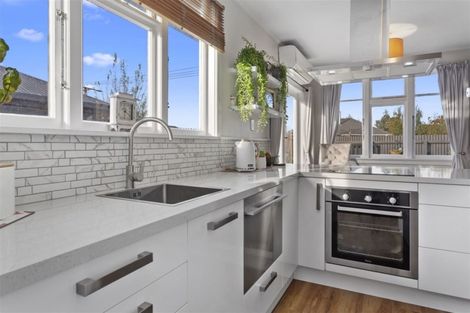 Photo of property in 98 Northcote Road, Northcote, Christchurch, 8052