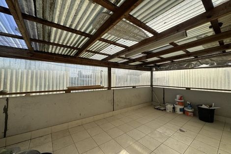 Photo of property in 17 Gray Avenue, Mangere East, Auckland, 2024