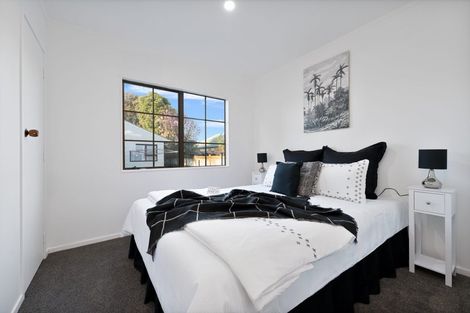 Photo of property in 13 Elisa Lane, Ranui, Auckland, 0612