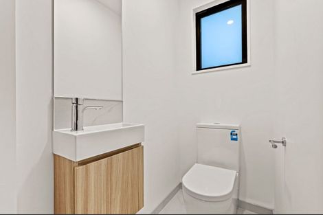 Photo of property in 35d Wrights Road, Addington, Christchurch, 8024