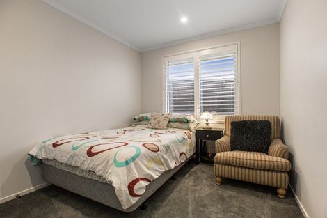 Photo of property in 8 Tahuna Minhinnick Drive, Glenbrook, Waiuku, 2681