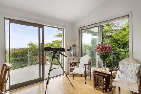 Photo of property in 2/23 Parr Terrace, Castor Bay, Auckland, 0620