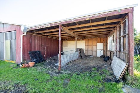 Photo of property in 9 Front Miranda Road, Waitakaruru, Thames, 3576