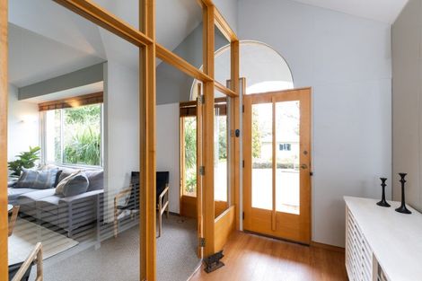 Photo of property in 138 Te Mata Road, Havelock North, 4130