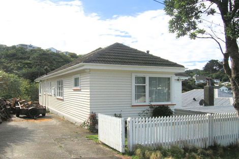 Photo of property in 56 Allington Road, Karori, Wellington, 6012