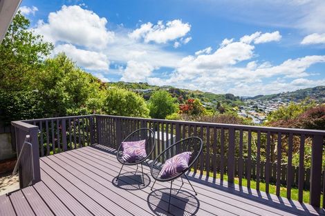 Photo of property in 17 Southern Cross Crescent, Island Bay, Wellington, 6023