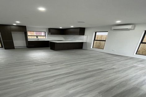 Photo of property in 9e Julian Place, Otara, Auckland, 2023