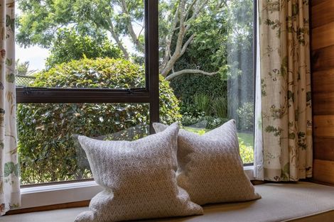 Photo of property in 20 Bernleigh Terrace, West Harbour, Auckland, 0618