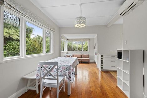 Photo of property in 70 Nottingham Street, Karori, Wellington, 6012