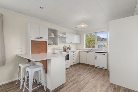 Photo of property in 24 Sutherland Crescent, Westbrook, Palmerston North, 4412