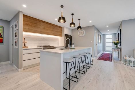 Photo of property in 125 Godfrey Drive, Orewa, 0931