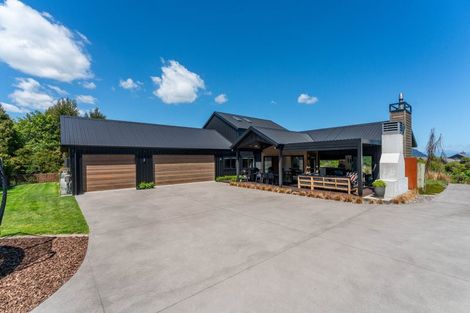 Photo of property in 40 Lacebark Drive, Kinloch, Taupo, 3377