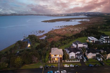Photo of property in 67 Harbour View Road, Te Atatu Peninsula, Auckland, 0610
