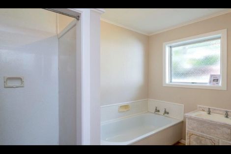 Photo of property in 45 Huia Street, Waikanae, 5036