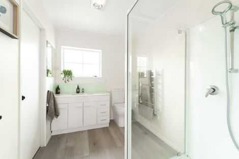 Photo of property in 35a Stanley Avenue, Milford, Auckland, 0620