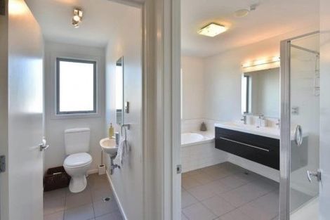 Photo of property in 6/12 Hutcheson Street, Sydenham, Christchurch, 8023