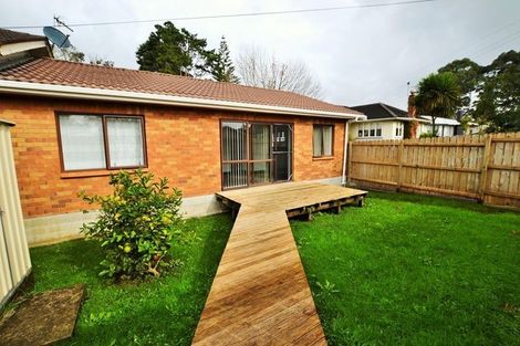 Photo of property in 1/30 Daytona Road, Henderson, Auckland, 0610