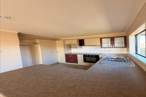 Photo of property in Henry Russell Estate, 22/36 Belgrove Drive, Waipukurau, 4200