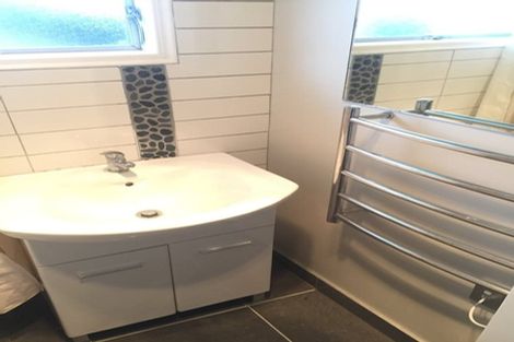 Photo of property in 2/226 Wainoni Road, Avondale, Christchurch, 8061