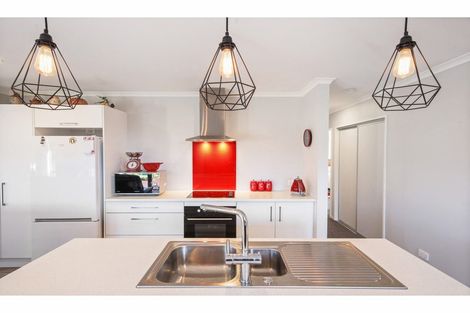 Photo of property in 7 Wearing Place, Kaiapoi, 7630