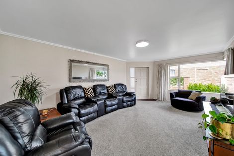 Photo of property in 11 Grey Street, Hawera, 4610
