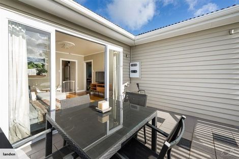 Photo of property in 24 Cedar Terrace, Stanmore Bay, Whangaparaoa, 0932