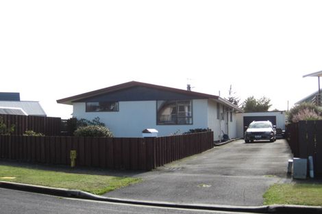 Photo of property in 16 Dakota Place, Waldronville, Dunedin, 9018
