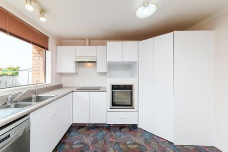 Photo of property in 1 Mcilwaine Place, Marton, 4710