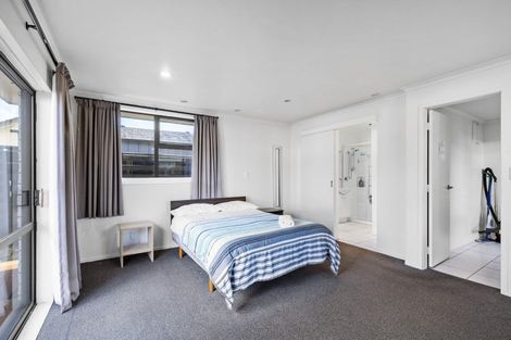 Photo of property in 108 Benmore Avenue, Cloverlea, Palmerston North, 4412