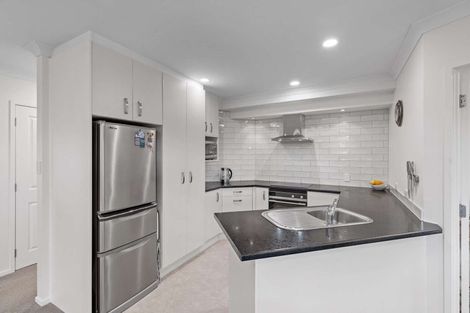 Photo of property in 81 Riverside Drive, Waiuku, 2123