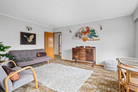 Photo of property in 6a Tait Place, Carterton, 5713