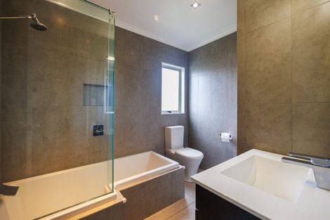 Photo of property in 30 Vista Drive, Feilding, 4702