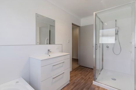 Photo of property in 24 Golden Courie Close, Papamoa Beach, Papamoa, 3118