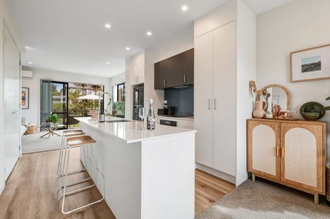 Photo of property in 54 Jane Maree Road, Kumeu, 0810