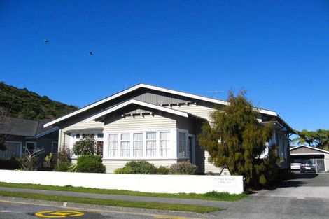 Photo of property in 10 Frickleton Street, Greymouth, 7805