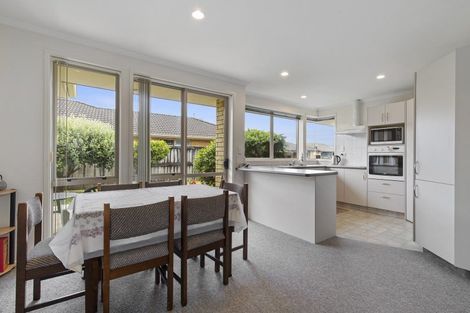 Photo of property in 8 Saint Johns Avenue, Hamilton East, Hamilton, 3216