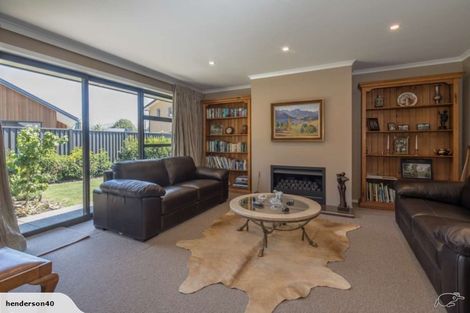 Photo of property in 5 Eden Close, Wanaka, 9305