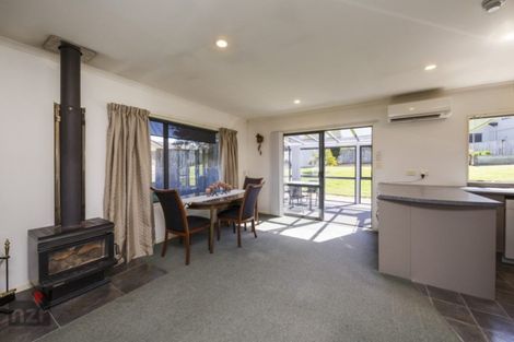 Photo of property in 10 Logan Grove, Feilding, 4702