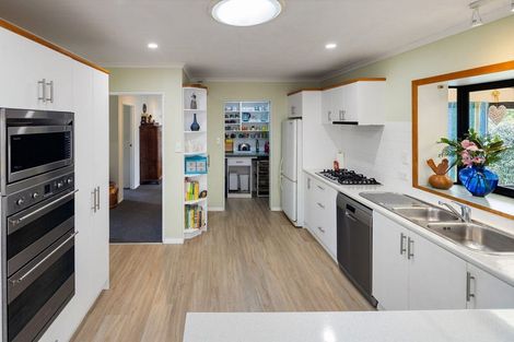 Photo of property in 251 Shakespeare Street, Leamington, Cambridge, 3432