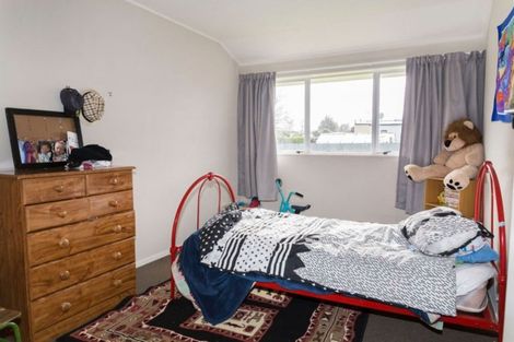 Photo of property in 15 Runciman Place, Dannevirke, 4930