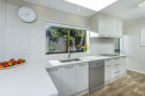 Photo of property in 9a Willis Street, Bader, Hamilton, 3206