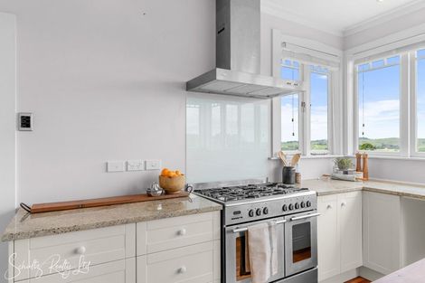 Photo of property in 1713 State Highway 12, Paparoa, 0571