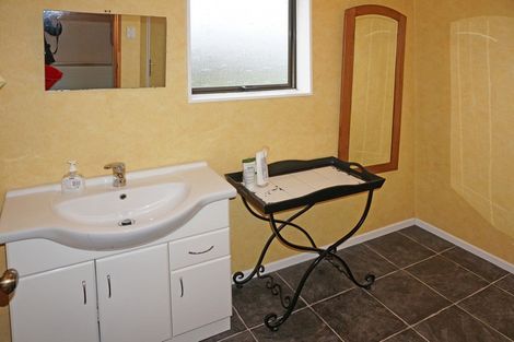 Photo of property in 13 Jenkin Street, Strathern, Invercargill, 9812